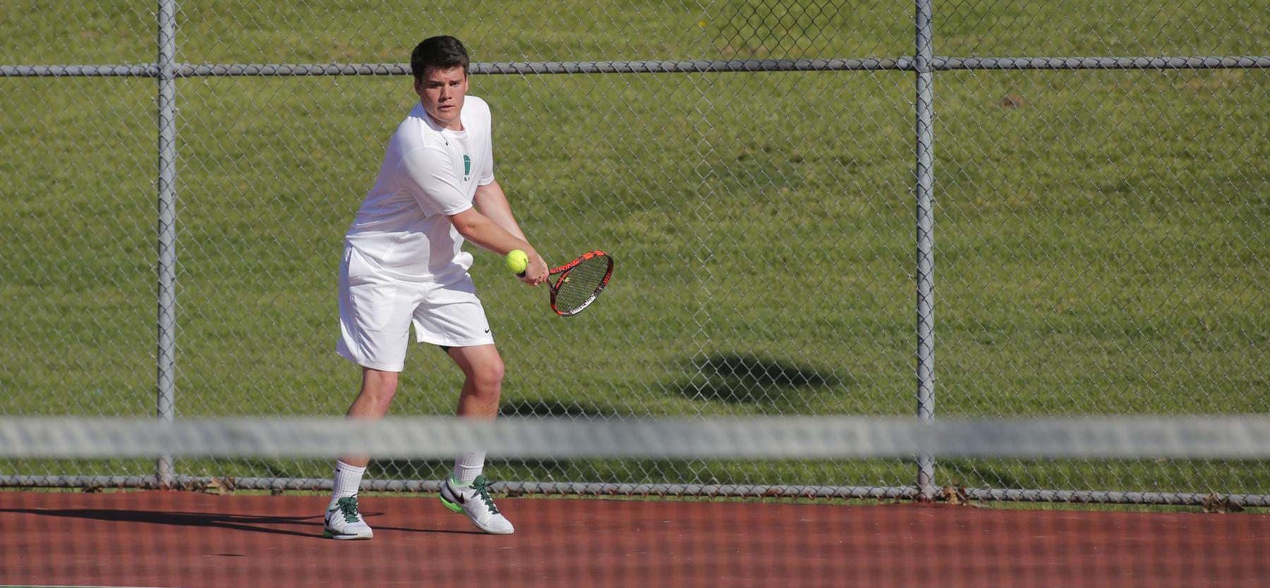 Men's Tennis Defeats Medaille on the Road