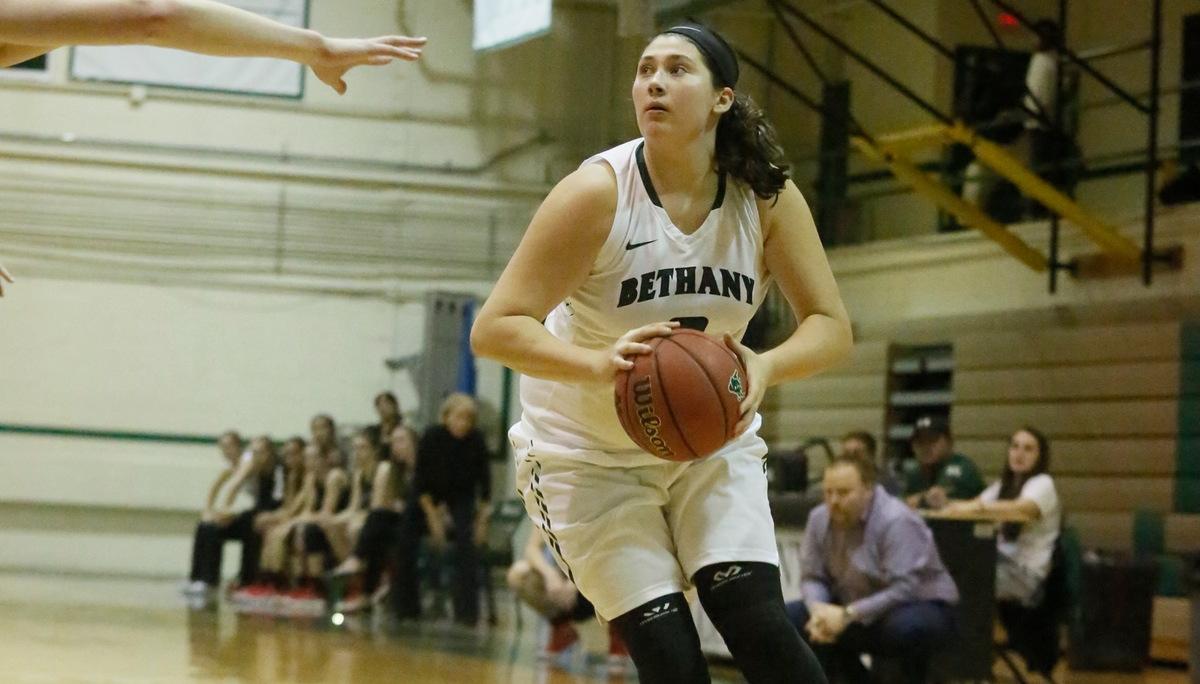 Women's basketball rallies for win at Thiel, 81-76