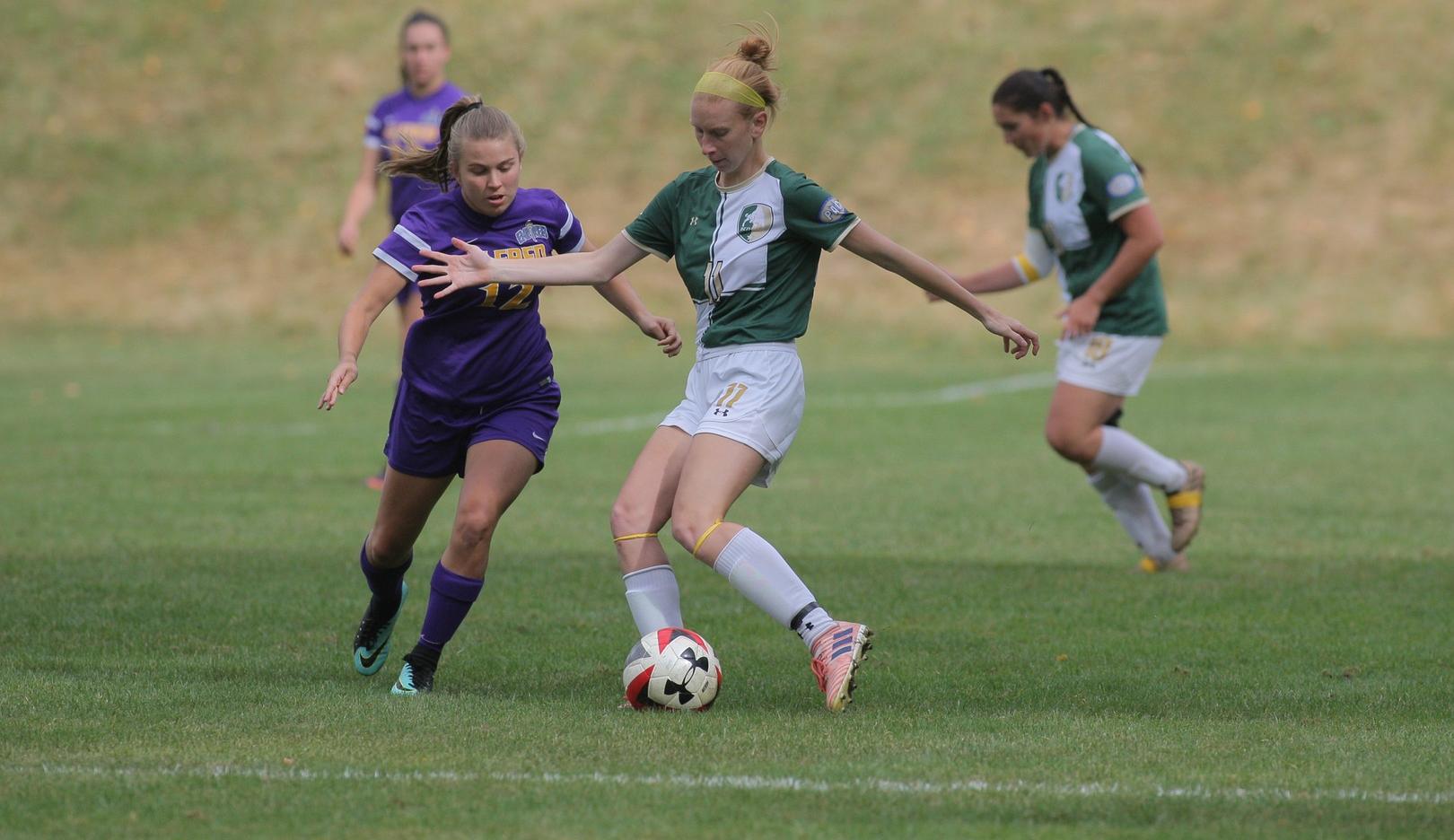 Women's soccer looks for continued improvement under Latifi