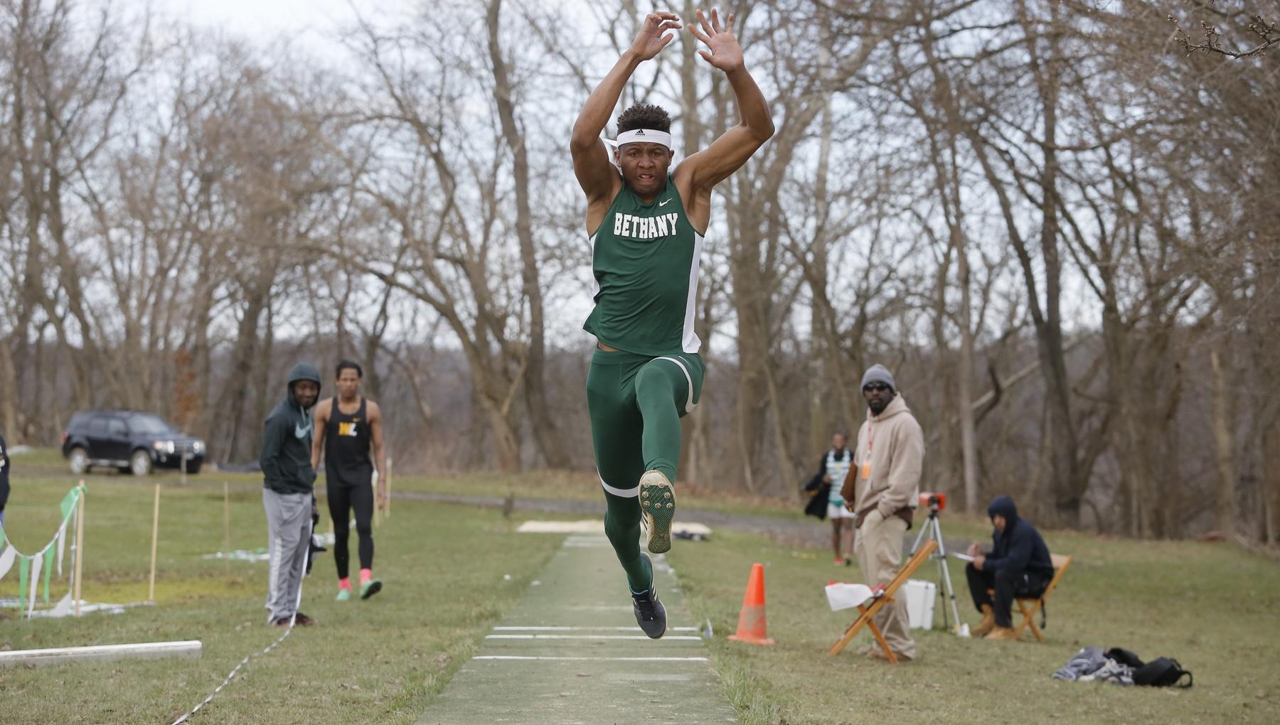 Sallah-Mohammed establishes school-record in long jump