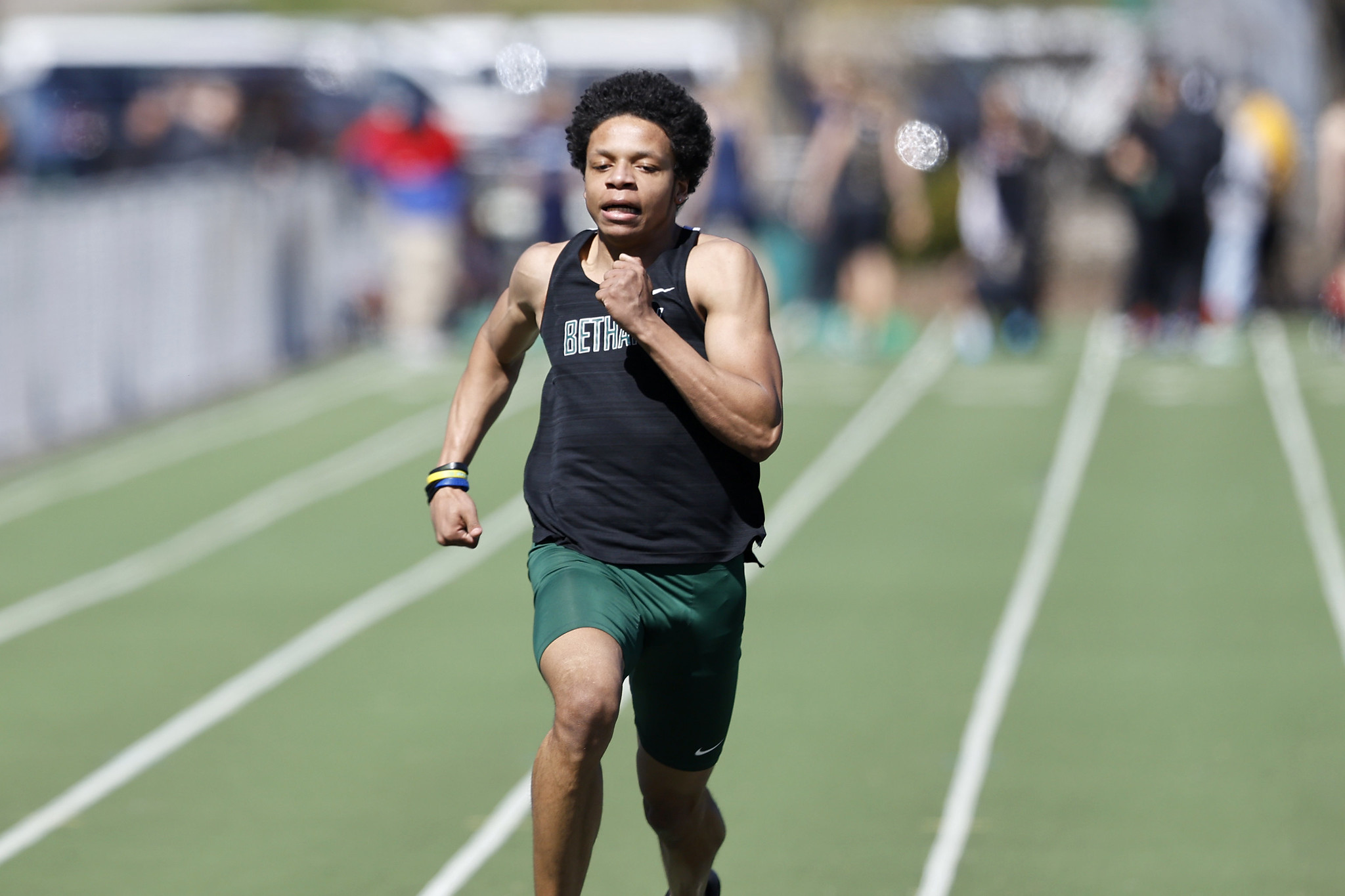 McClinton Breaks 60m Record