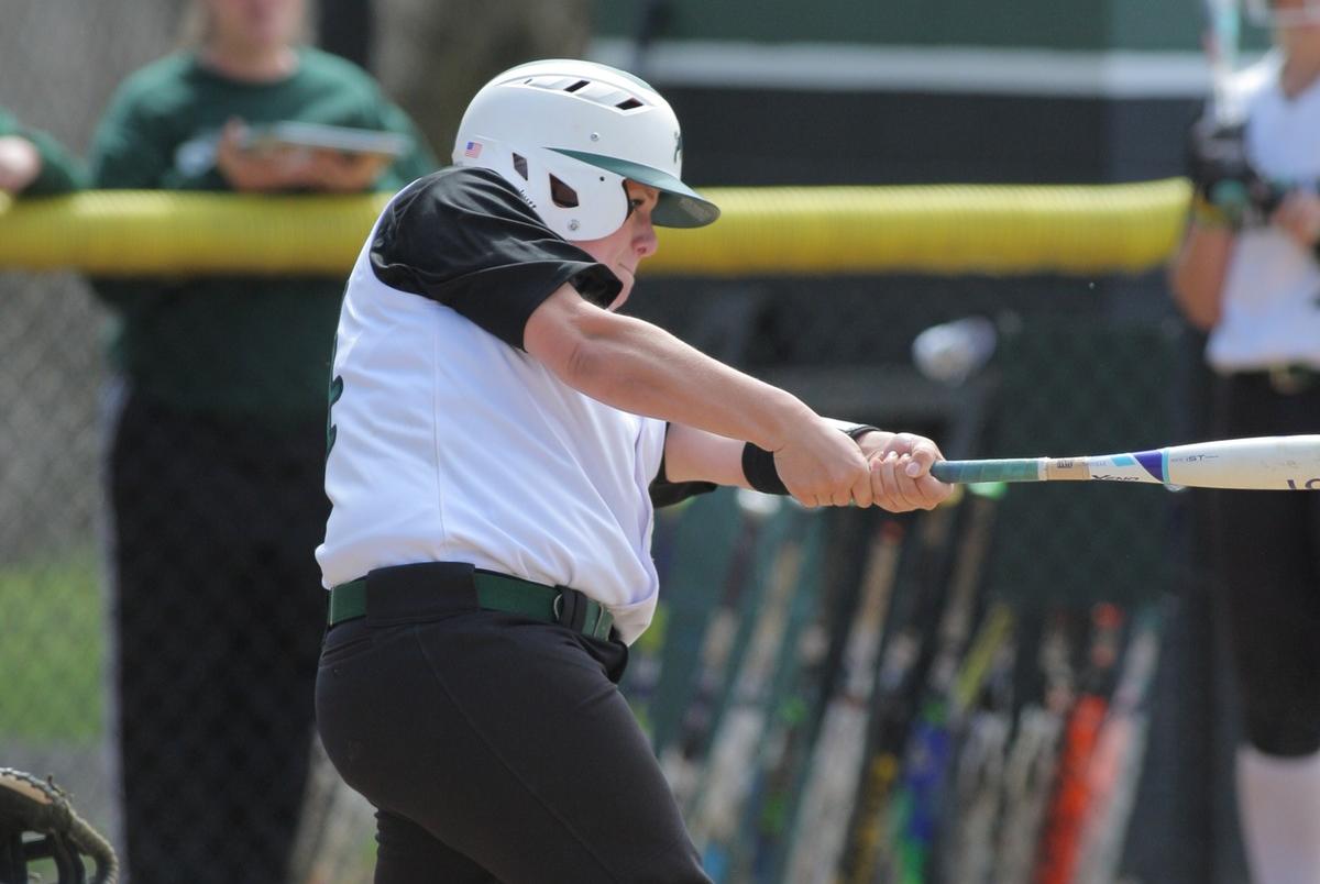 Softball claims wins over Plymouth State, Benedictine on final day in Florida
