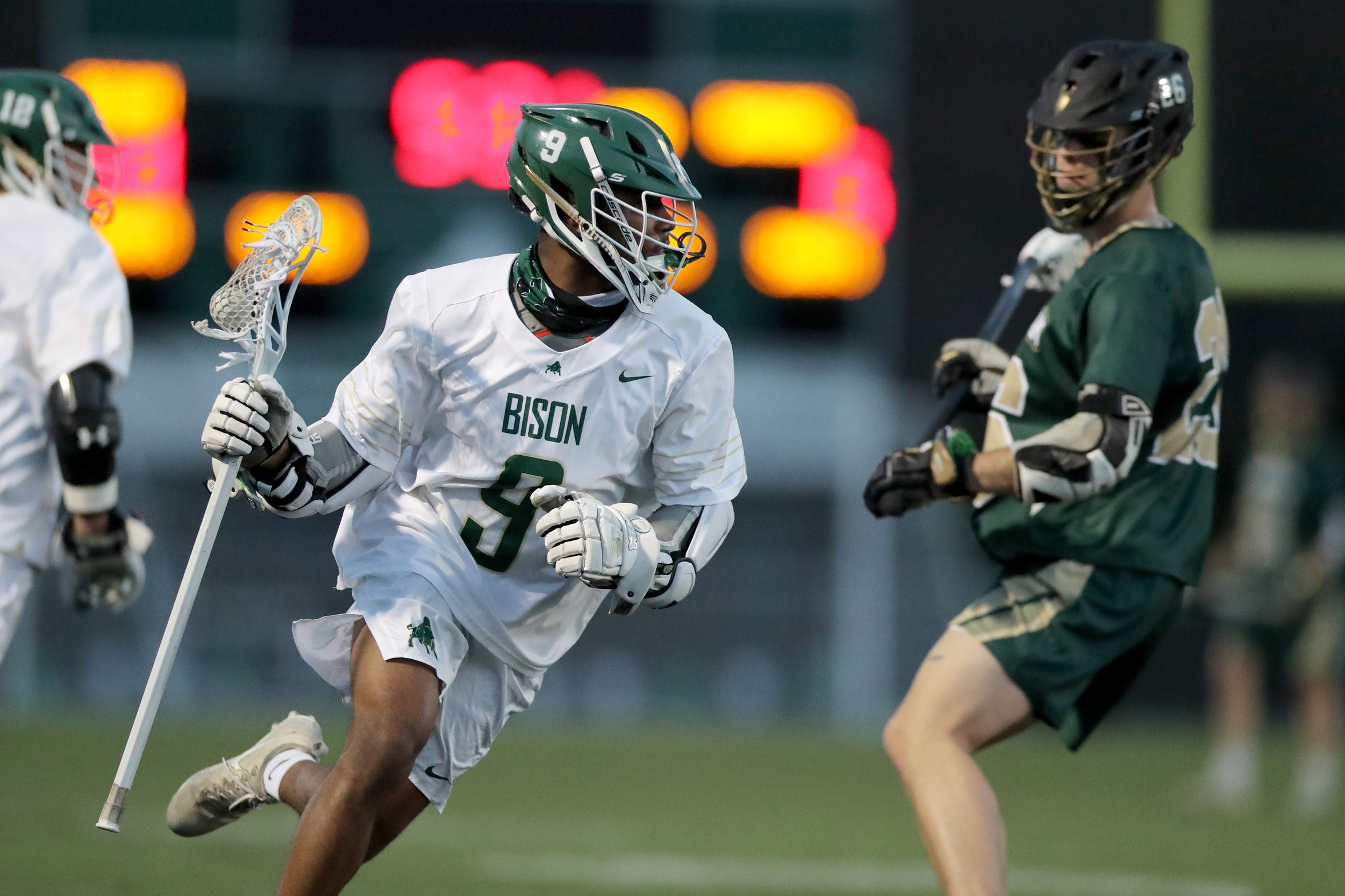 Men's Lacrosse: Bison Hang on to 15-10 Victory Over Barons