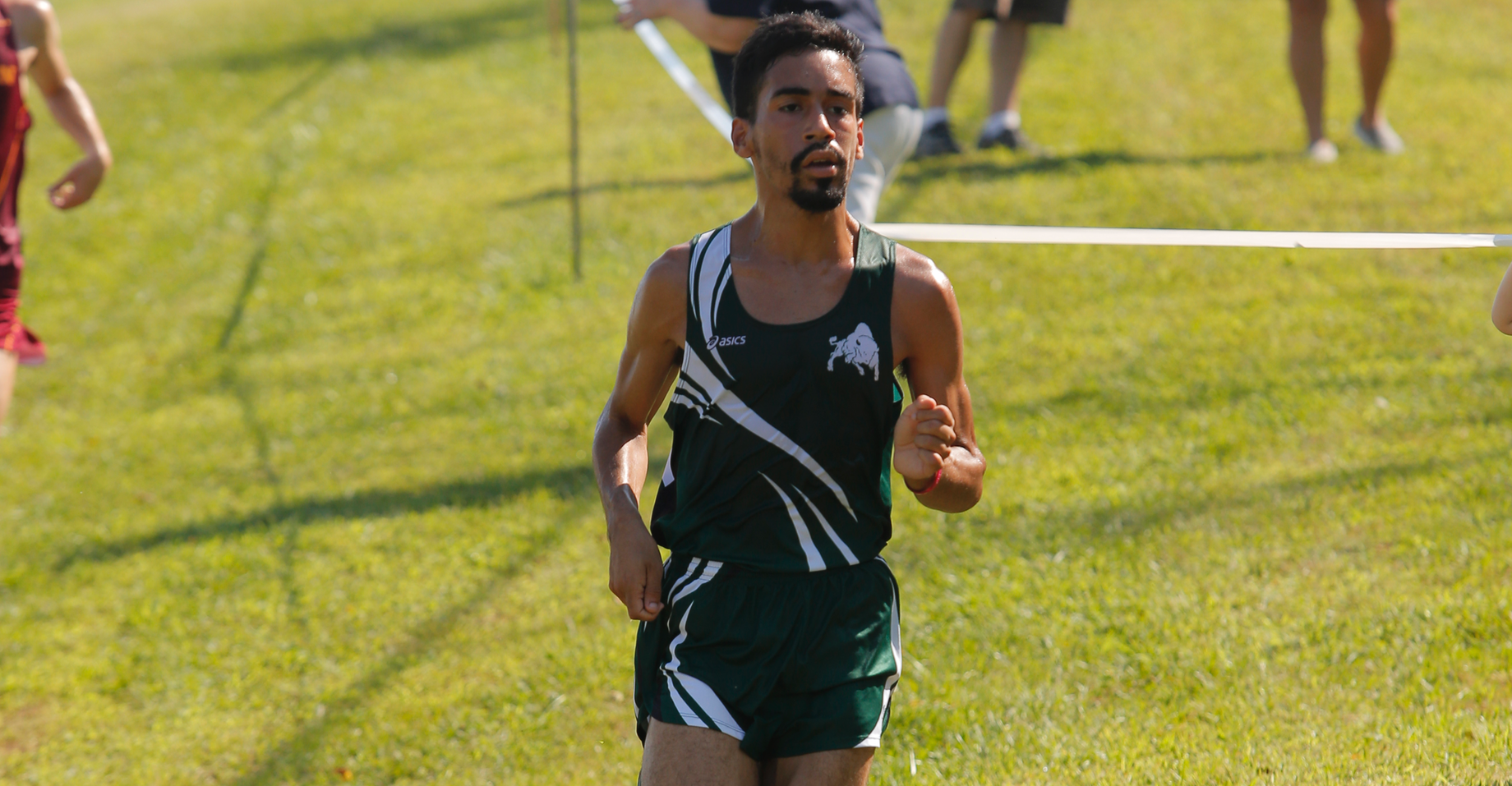 Two top 15 finishes highlight Bethany at PAC Championship